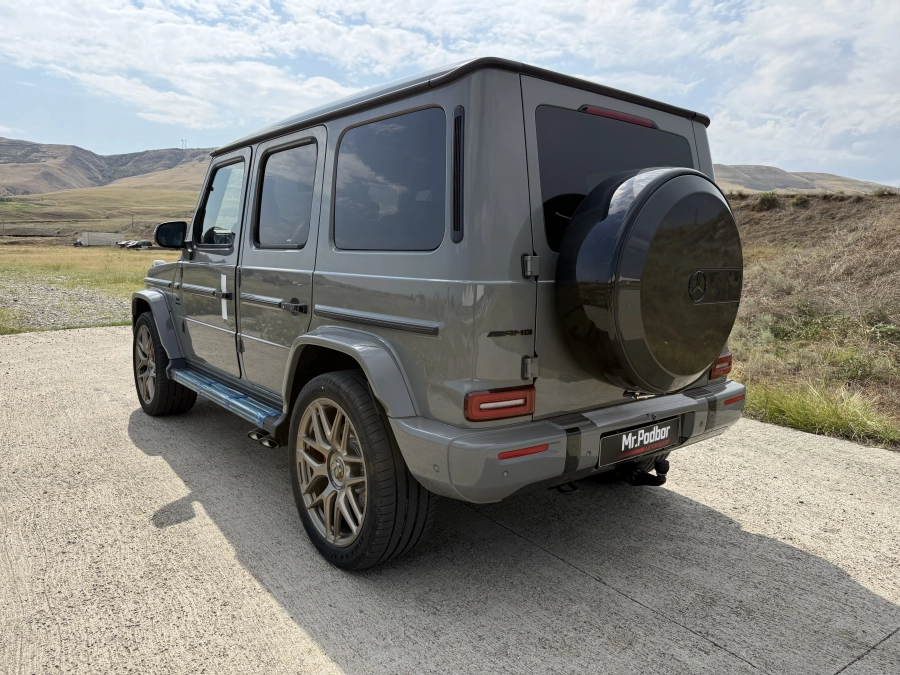 Mercedes-Benz G63 AMG